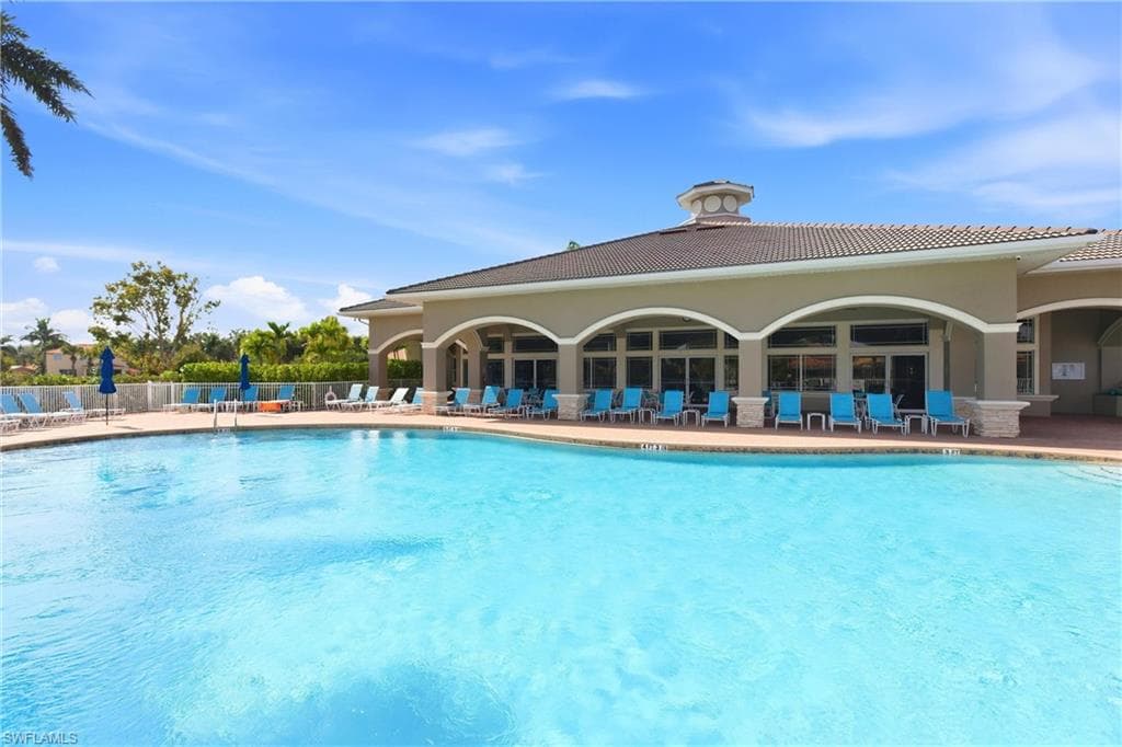 14503 Manchester DR, NAPLES FL 34114-39