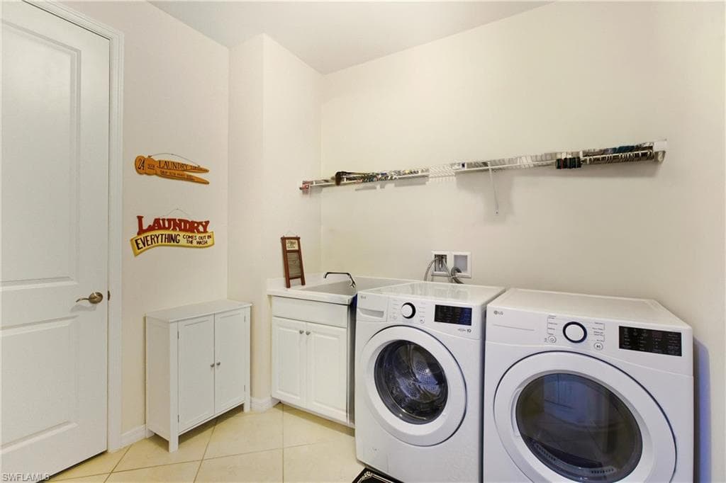 14503 Manchester DR, NAPLES FL 34114-30