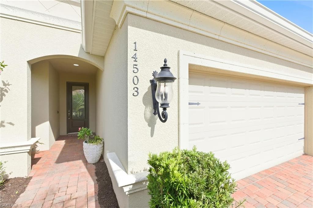 14503 Manchester DR, NAPLES FL 34114-3