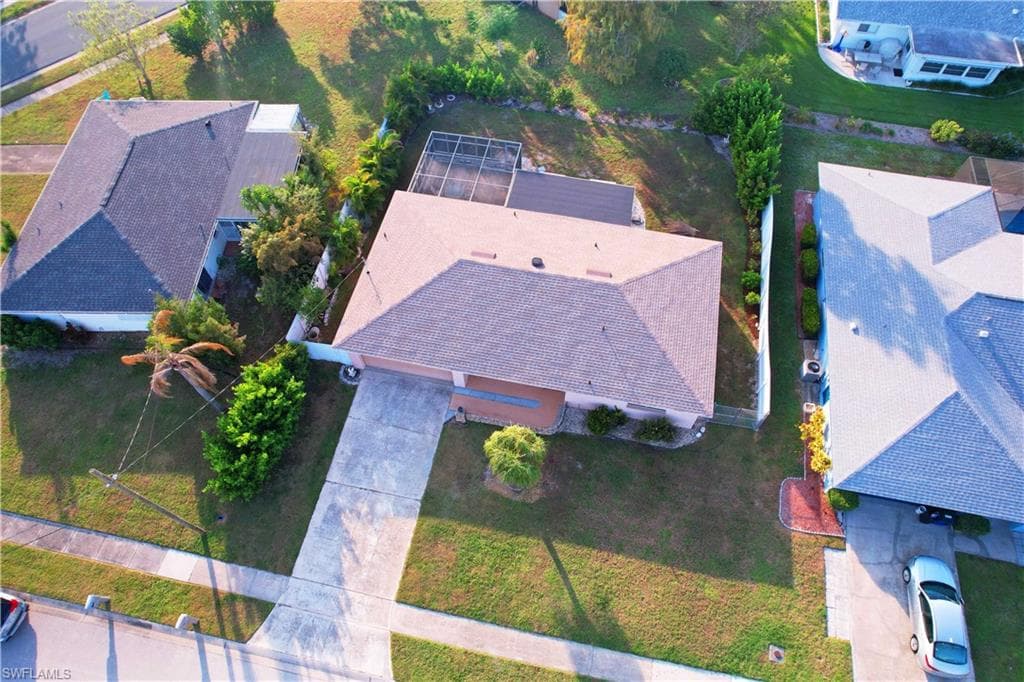 5948 Sonnet CT, NORTH FORT MYERS FL 33903-27