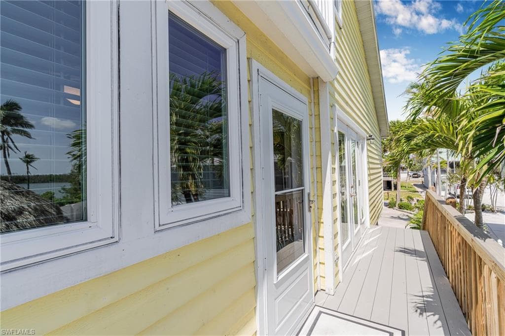 188 Bayview AVE, FORT MYERS BEACH FL 33931-21