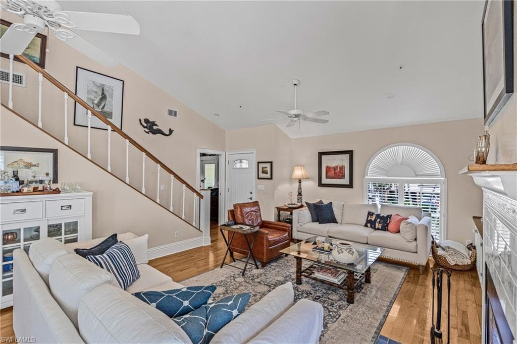 188 Bayview AVE, FORT MYERS BEACH FL 33931-10