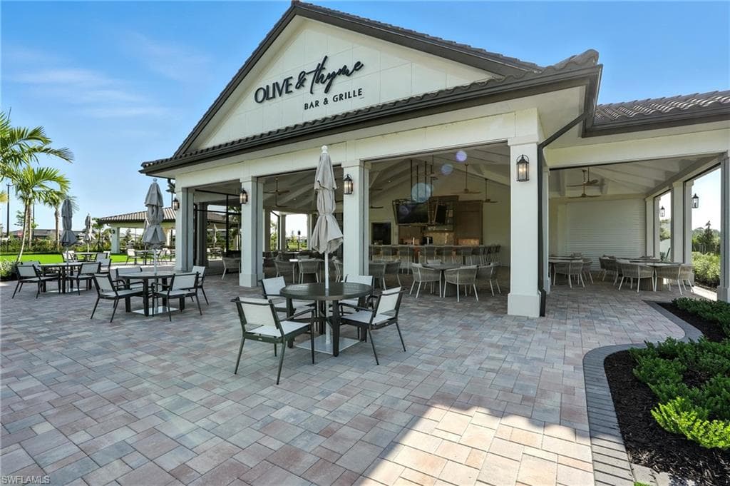 1857 Amador CT, NAPLES FL 34120-42