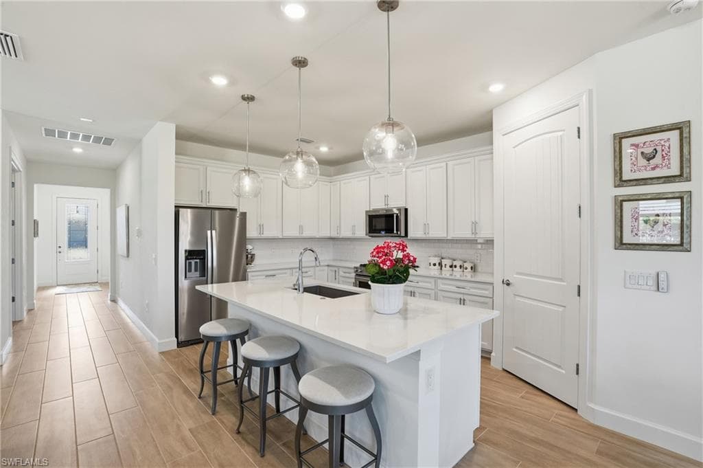 1857 Amador CT, NAPLES FL 34120-6