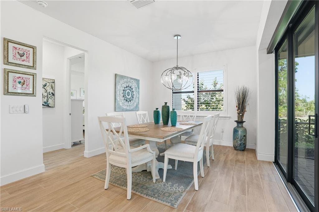 1857 Amador CT, NAPLES FL 34120-14