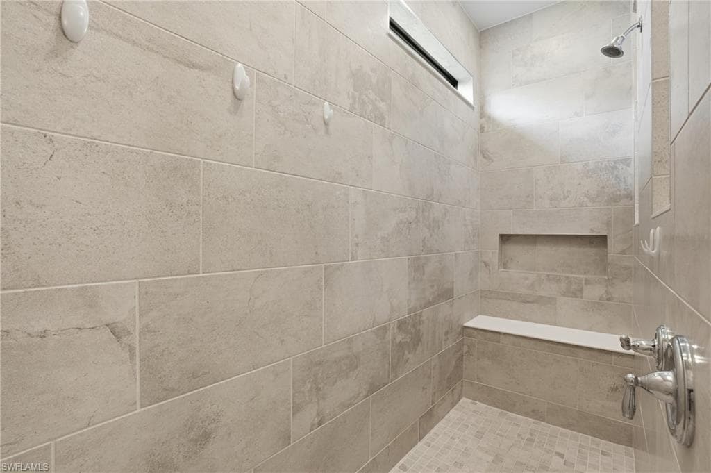 1857 Amador CT, NAPLES FL 34120-20