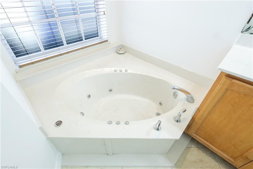 27160 Flamingo DR, BONITA SPRINGS FL 34135-24