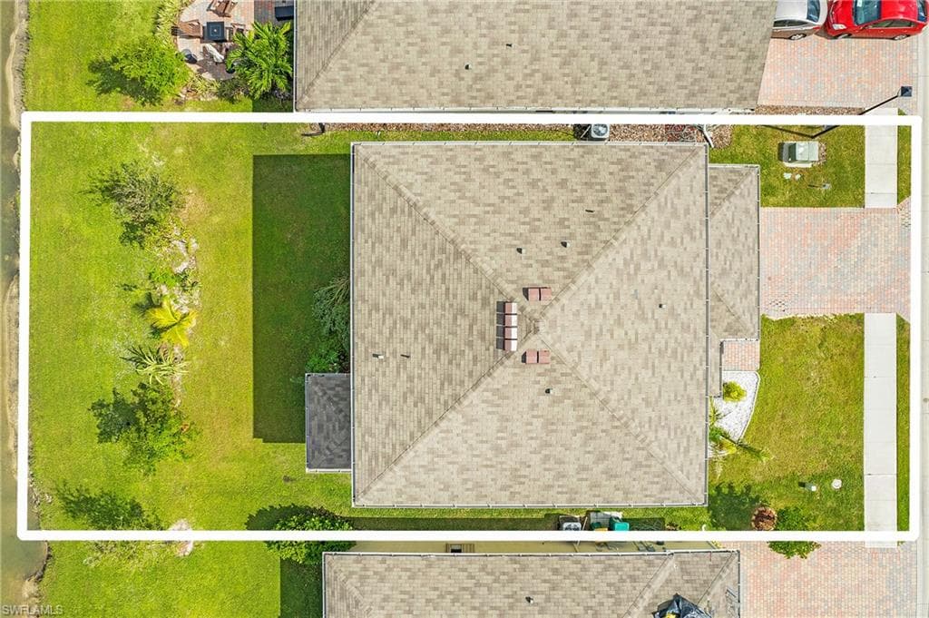 673 Hadley ST E, NAPLES FL 34104-29