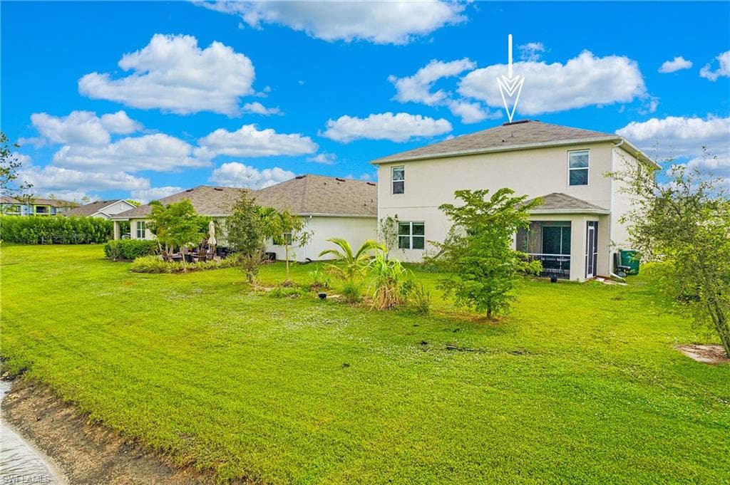 673 Hadley ST E, NAPLES FL 34104-3