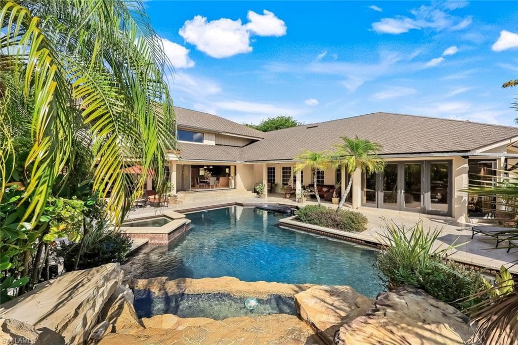 15620 Kinross CIR, FORT MYERS FL 33912-26