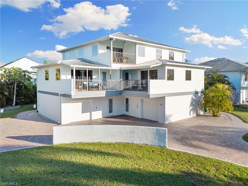 821 Palm ST-2