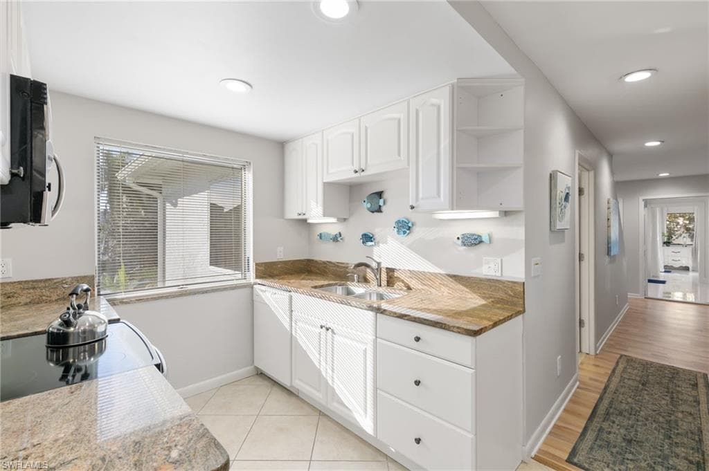 821 Palm ST-28