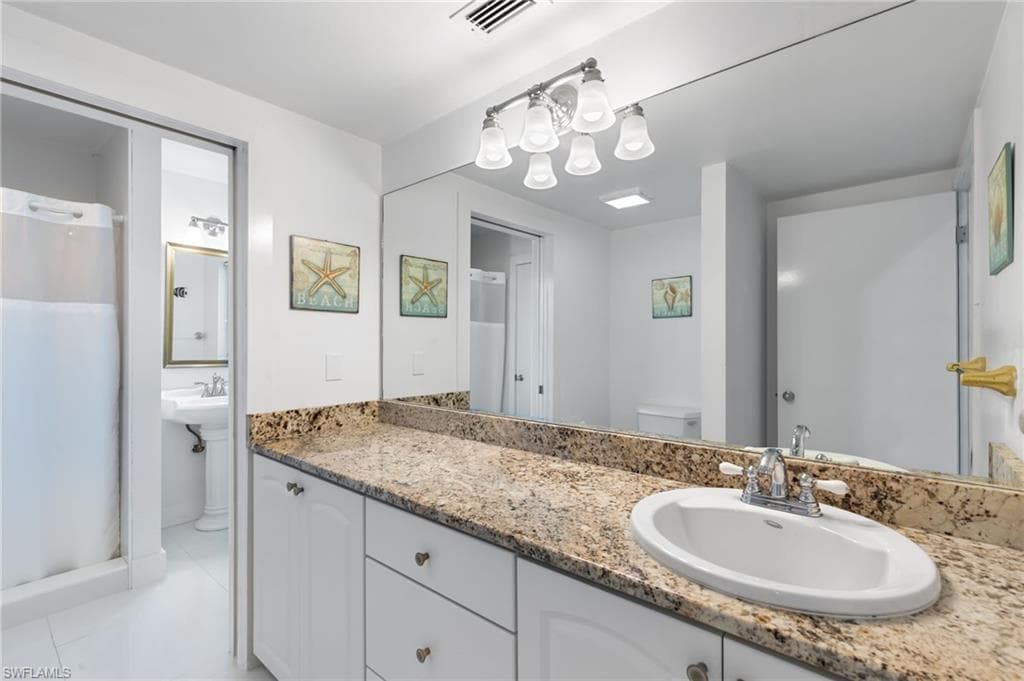 821 Palm ST-14