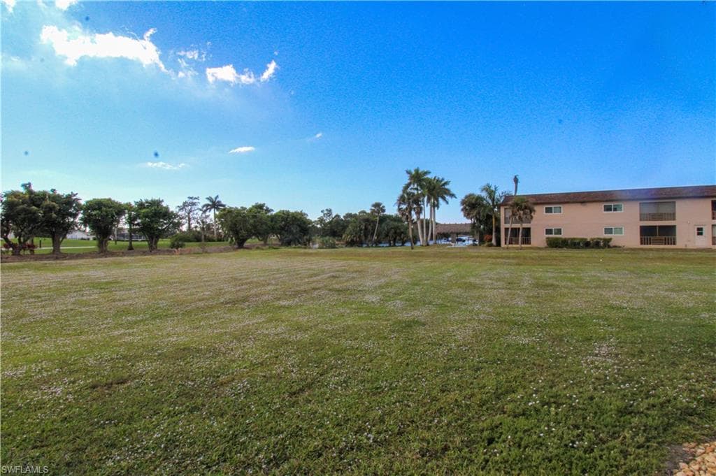 5635 Rattlesnake Hammock RD # 102D, NAPLES FL 34113-46