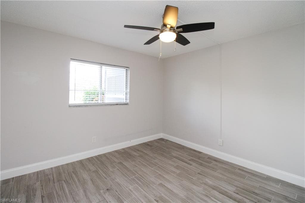 5635 Rattlesnake Hammock RD # 102D, NAPLES FL 34113-27