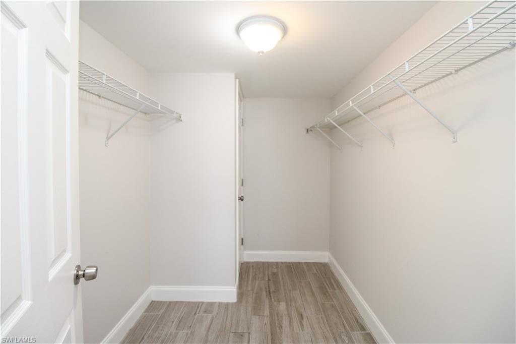 5635 Rattlesnake Hammock RD # 102D, NAPLES FL 34113-37