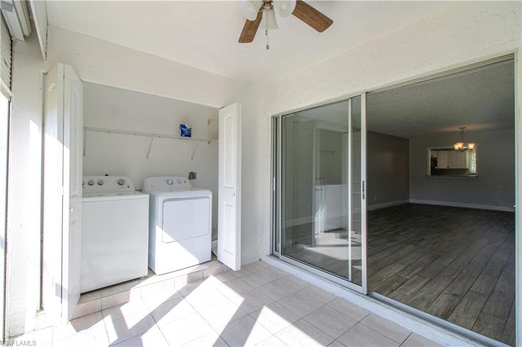 5635 Rattlesnake Hammock RD # 102D, NAPLES FL 34113-43