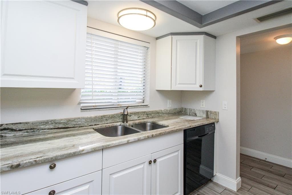 5635 Rattlesnake Hammock RD # 102D, NAPLES FL 34113-34