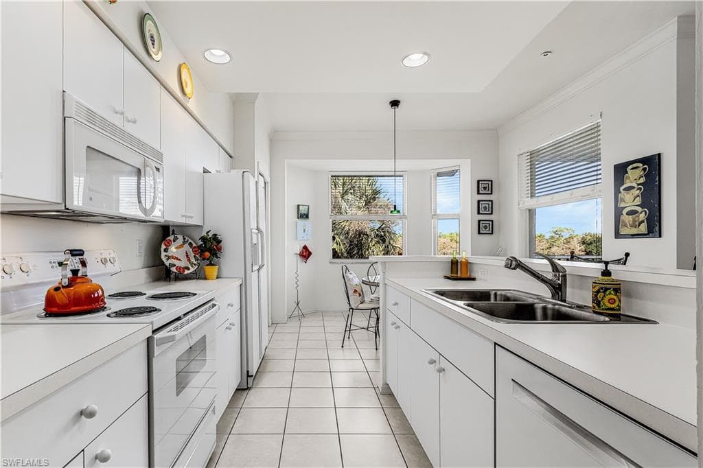 8505 Naples Heritage DR 146-6