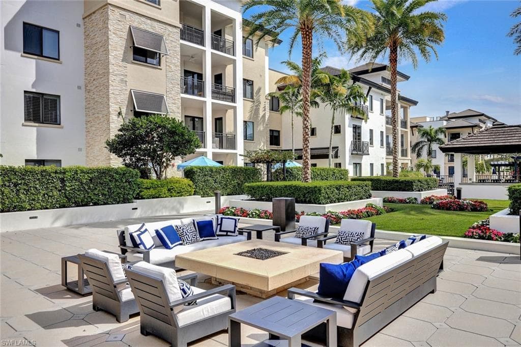 1035 3rd AVE S # 514, NAPLES FL 34102-4