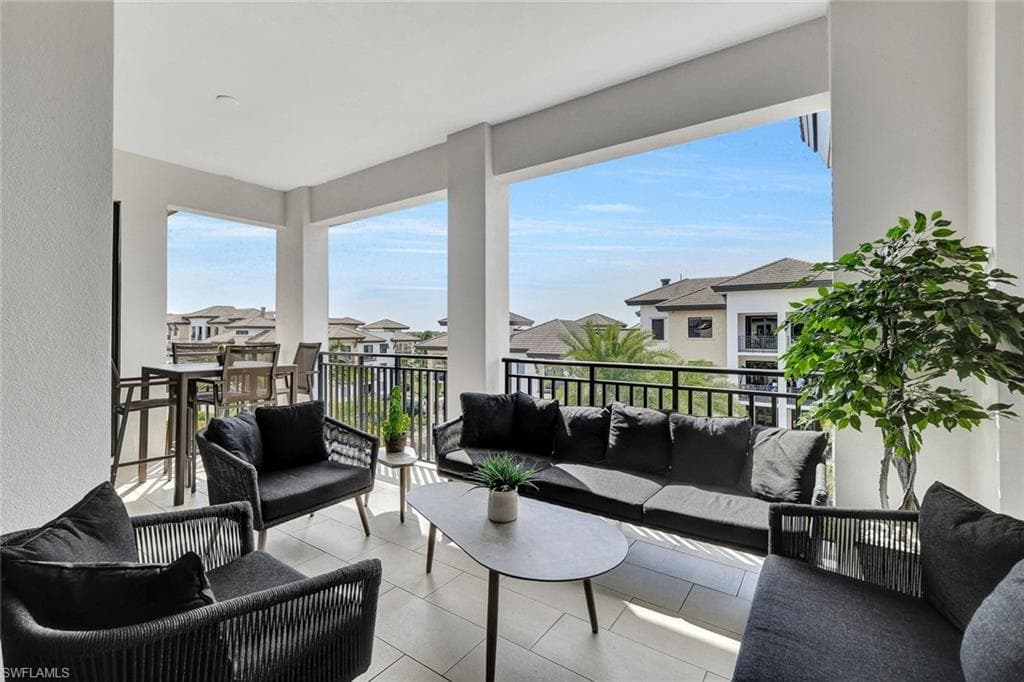 1035 3rd AVE S # 514, NAPLES FL 34102-10