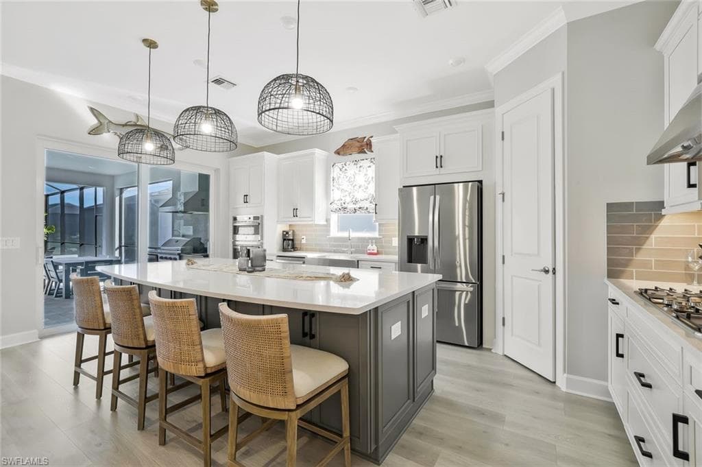 15804 Derna ST, NAPLES FL 34114-8