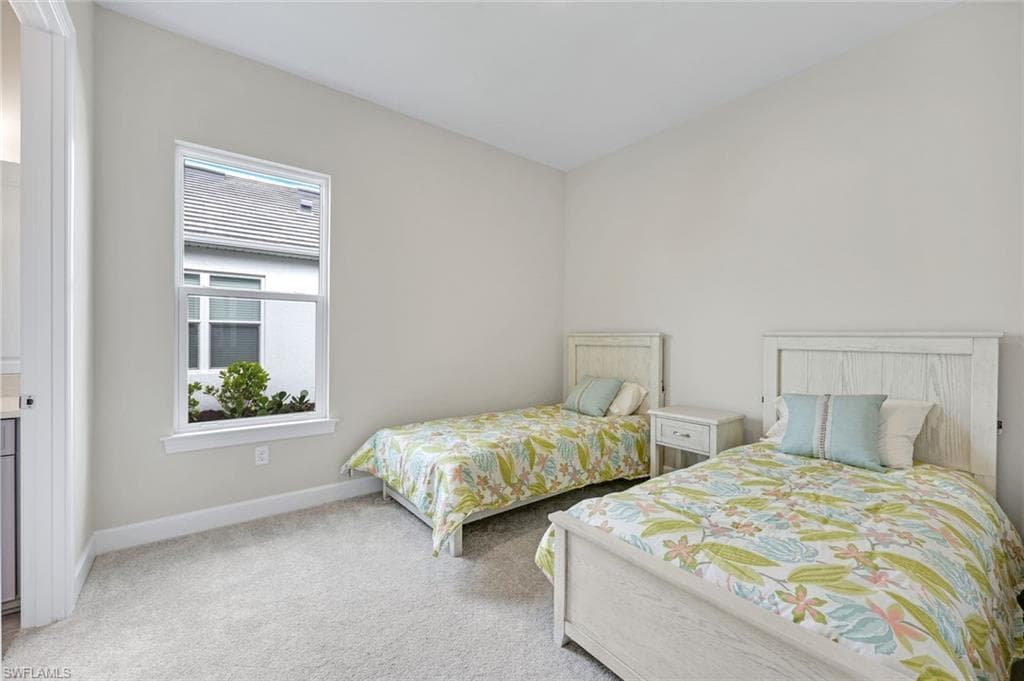 15804 Derna ST, NAPLES FL 34114-18