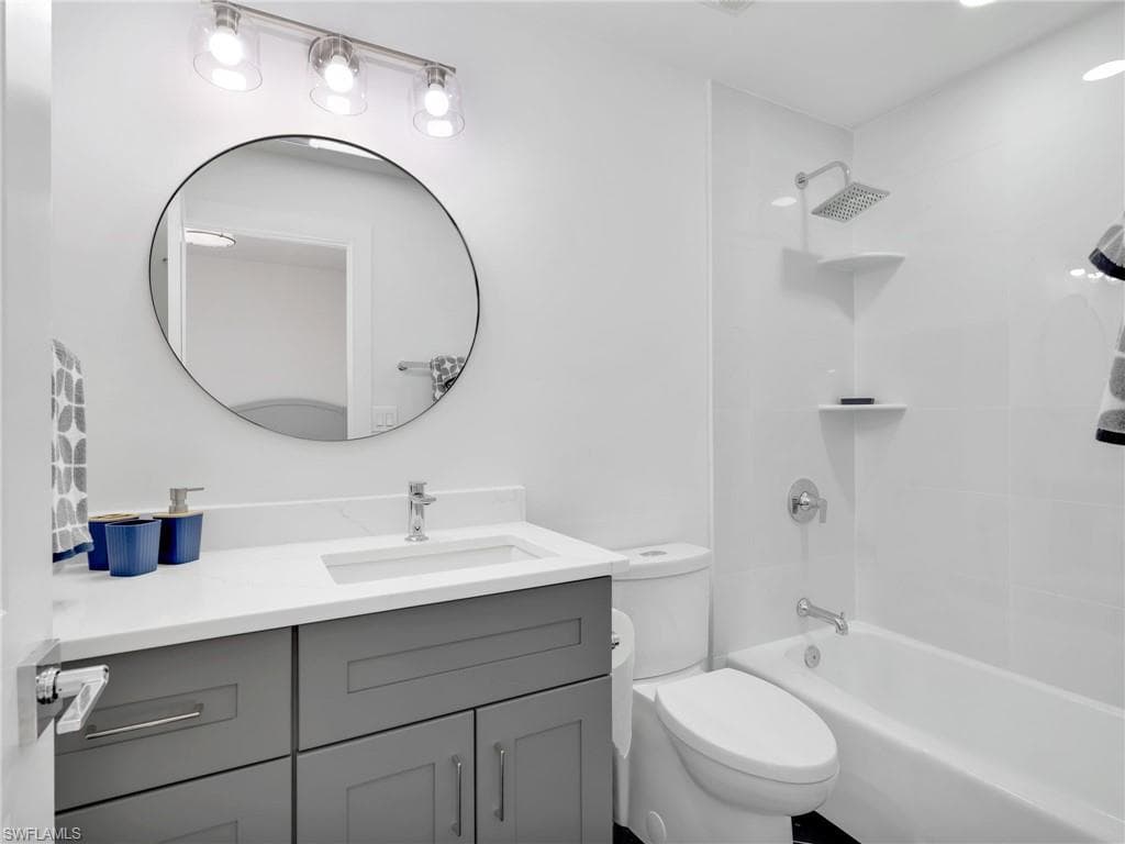 583 Audubon BLVD # C201, NAPLES FL 34110-37