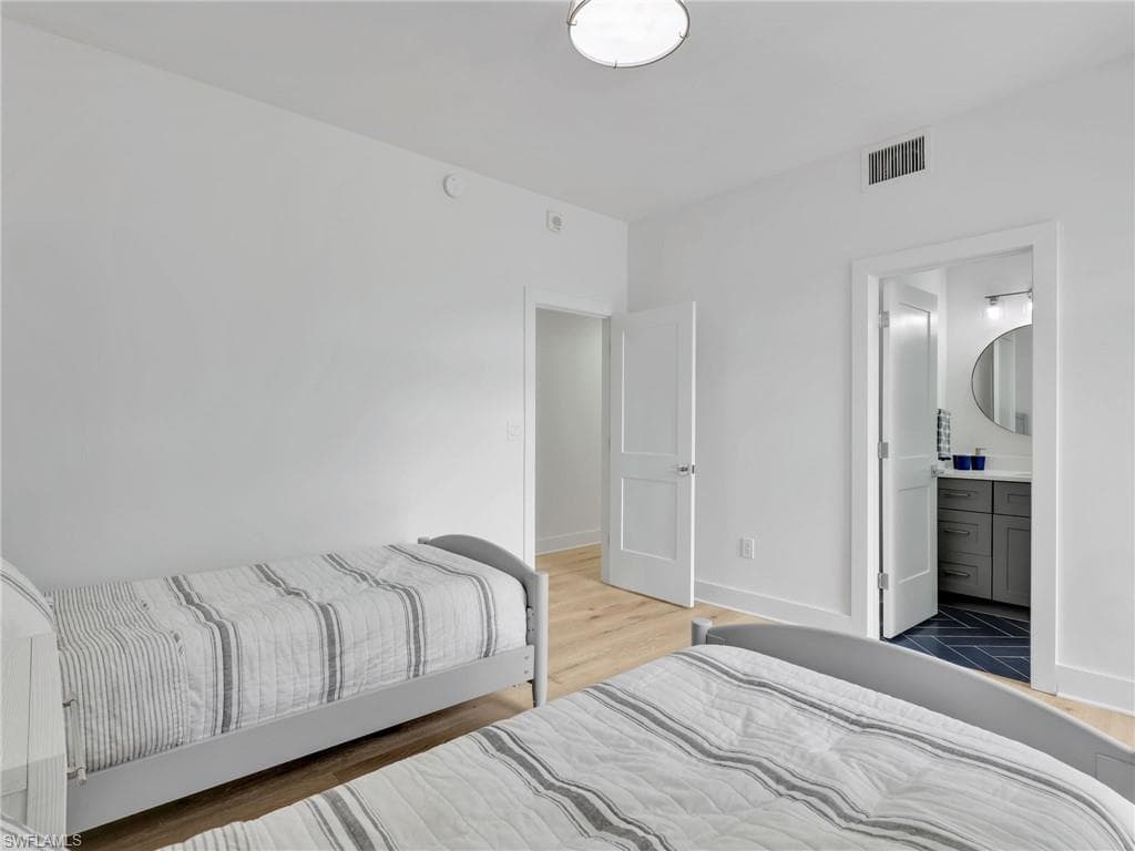 583 Audubon BLVD # C201, NAPLES FL 34110-36