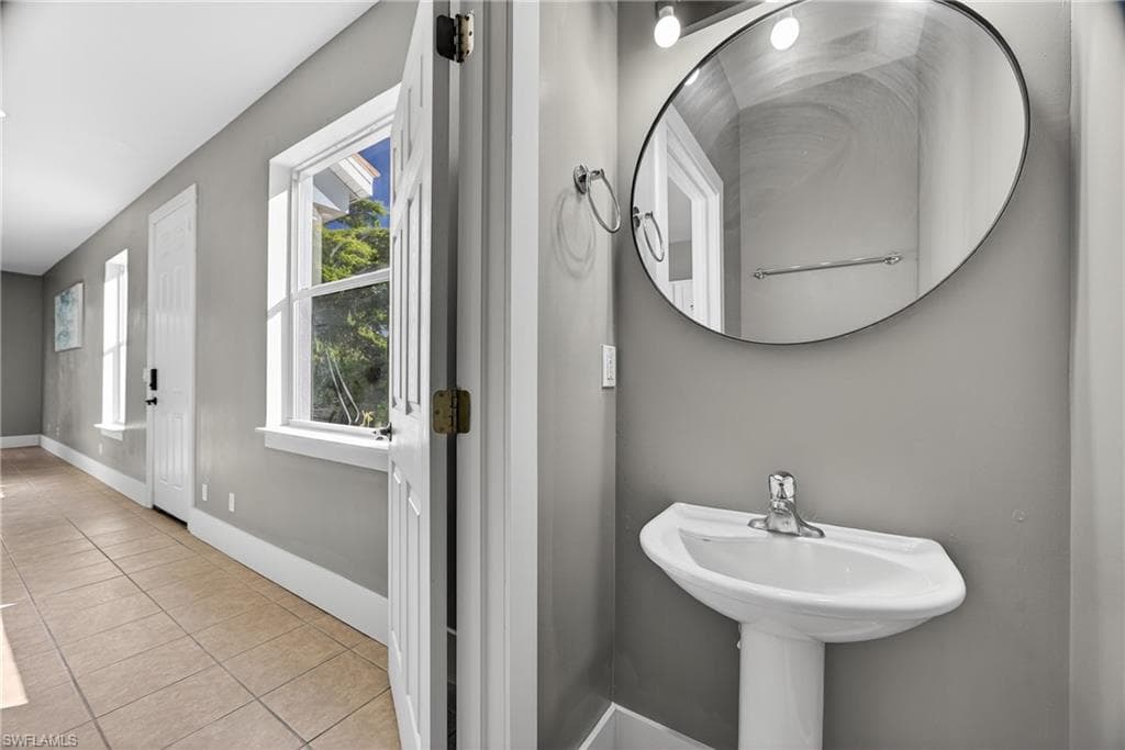 8300 Village Edge CIR # 1, FORT MYERS FL 33919-12