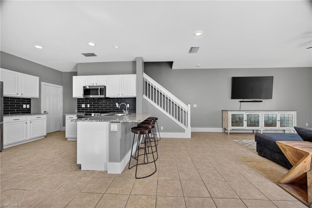 8300 Village Edge CIR # 1, FORT MYERS FL 33919-4