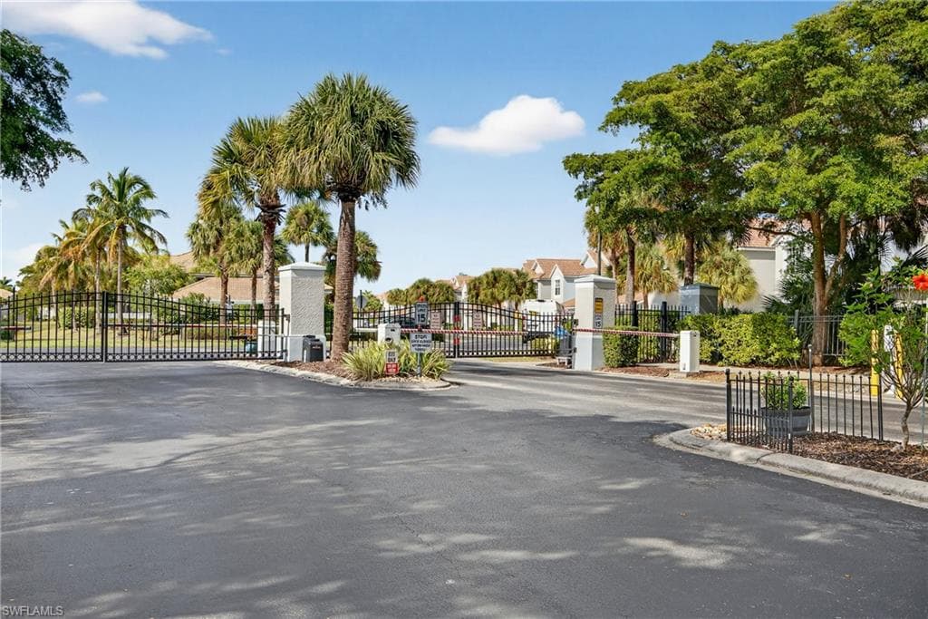 8300 Village Edge CIR # 1, FORT MYERS FL 33919-32