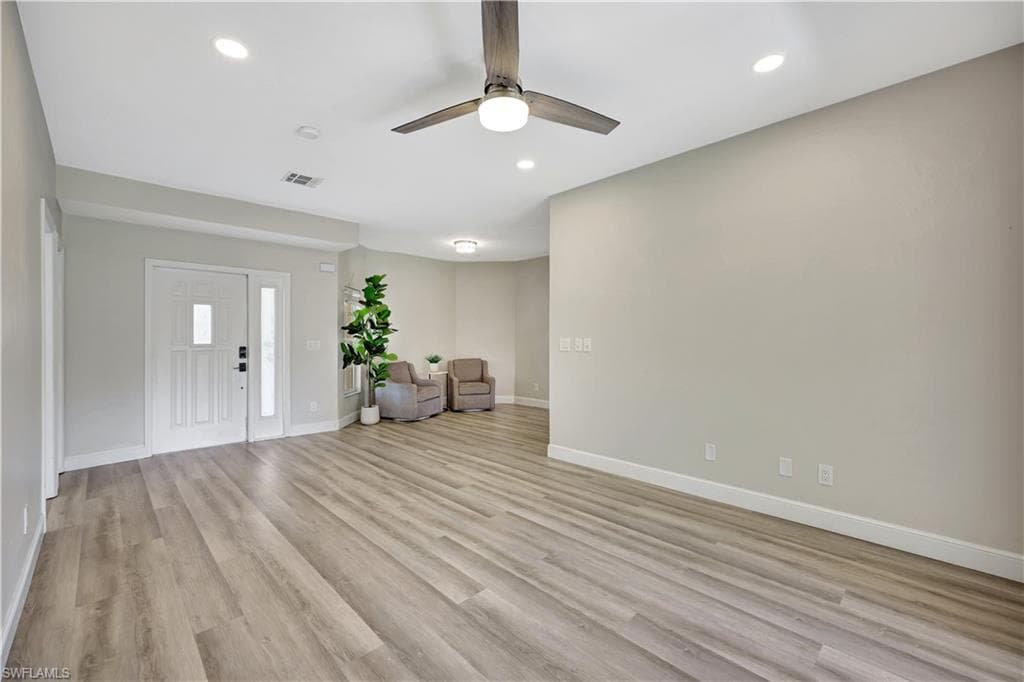 5138 Kristin CT, NAPLES FL 34105-14