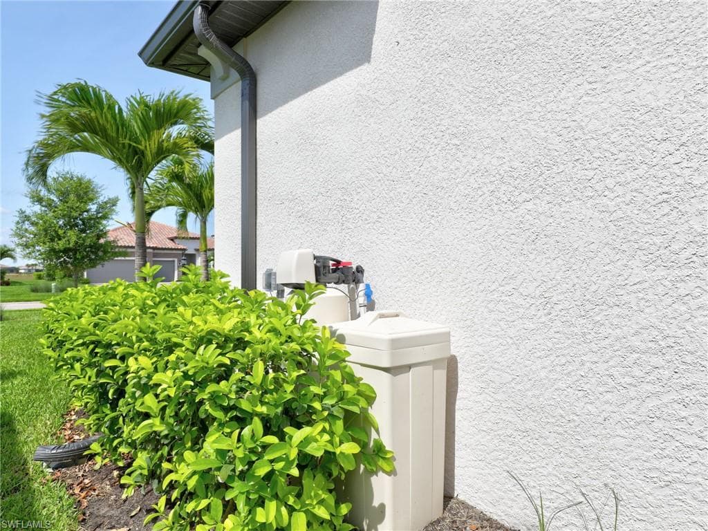 20179 Napa LOOP, ESTERO FL 33928-18