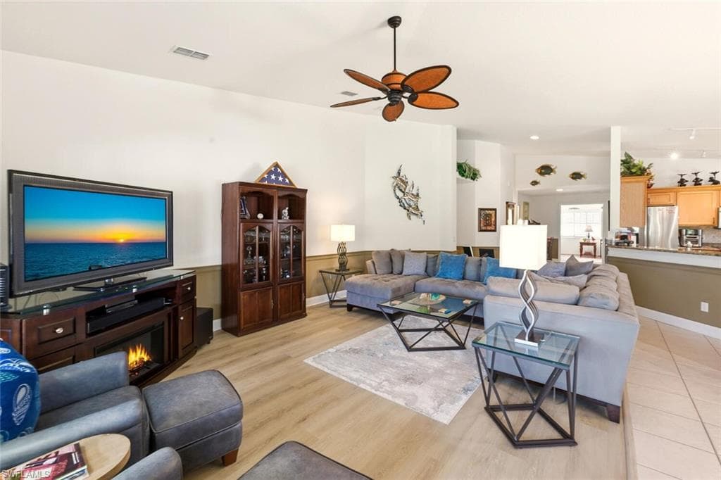 8401 Southbridge DR # 2, ESTERO FL 33967-8