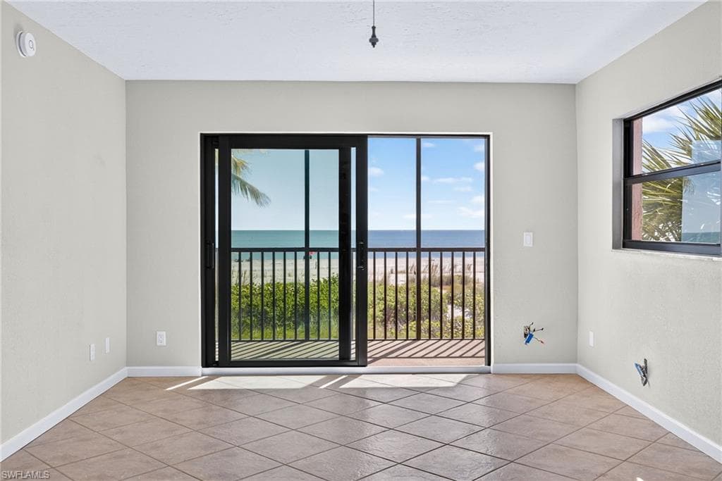 2230 Camino Del Mar DR, SANIBEL FL 33957-4
