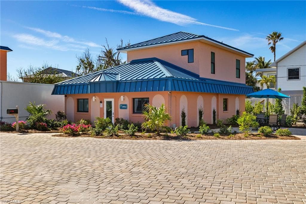 2230 Camino Del Mar DR, SANIBEL FL 33957-33