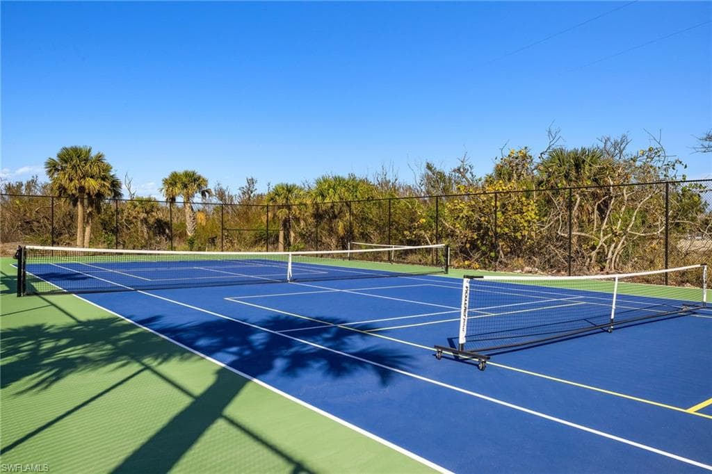 2230 Camino Del Mar DR, SANIBEL FL 33957-39