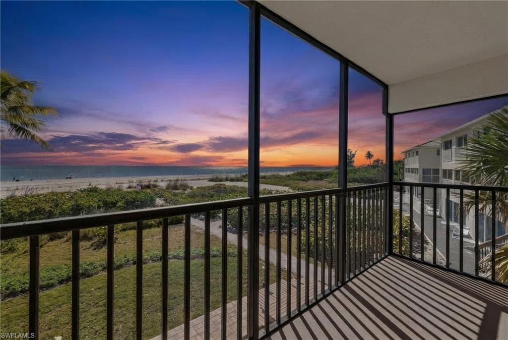 2230 Camino Del Mar DR, SANIBEL FL 33957-3