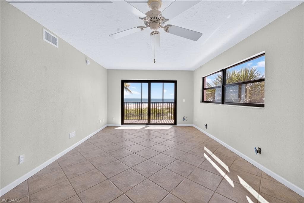 2230 Camino Del Mar DR, SANIBEL FL 33957-7