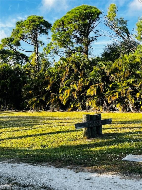 13173 Bottlebrush RD, BOKEELIA FL 33922-8