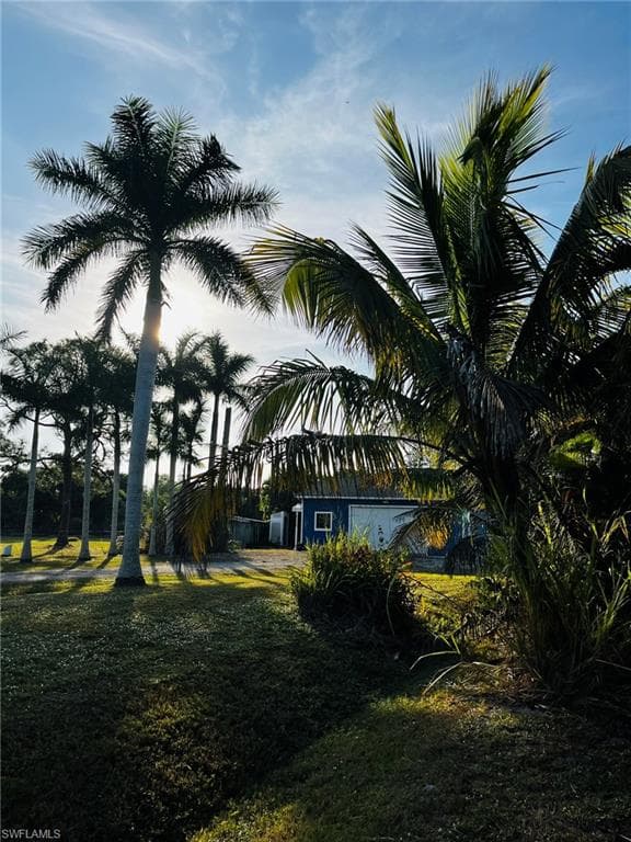 13173 Bottlebrush RD, BOKEELIA FL 33922-37