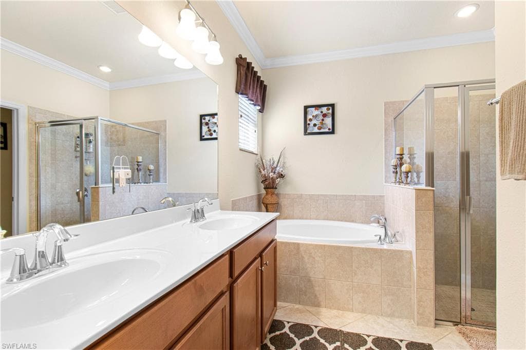 11430 Icarus CIR, LEHIGH ACRES FL 33971-11