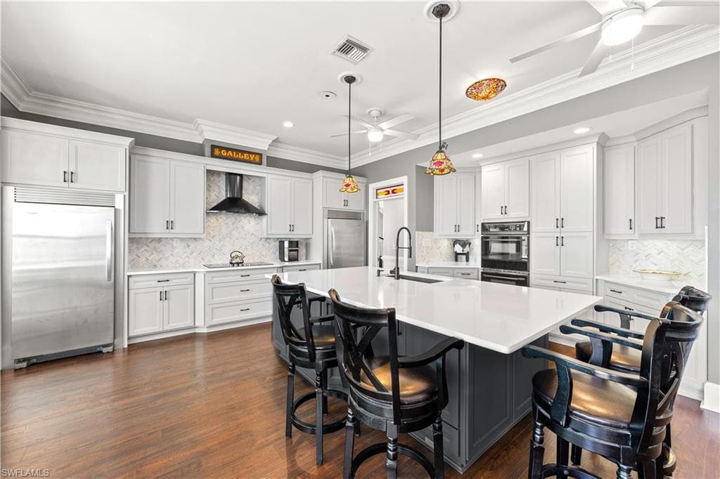 1807 Coral CIR-8