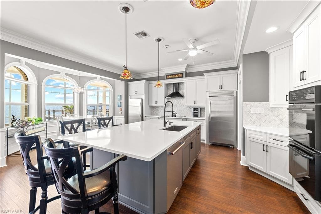 1807 Coral CIR-9
