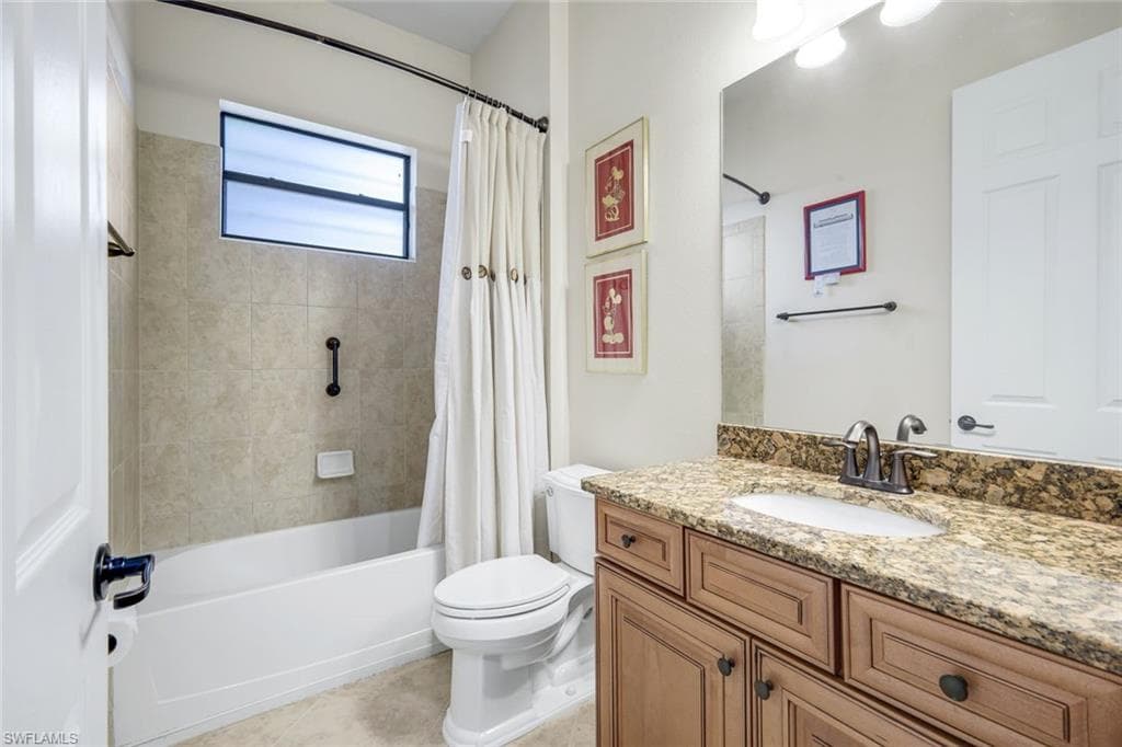 11050 Longwing DR, FORT MYERS FL 33912-18