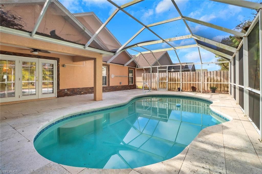 15028 Savannah DR, NAPLES FL 34119-32