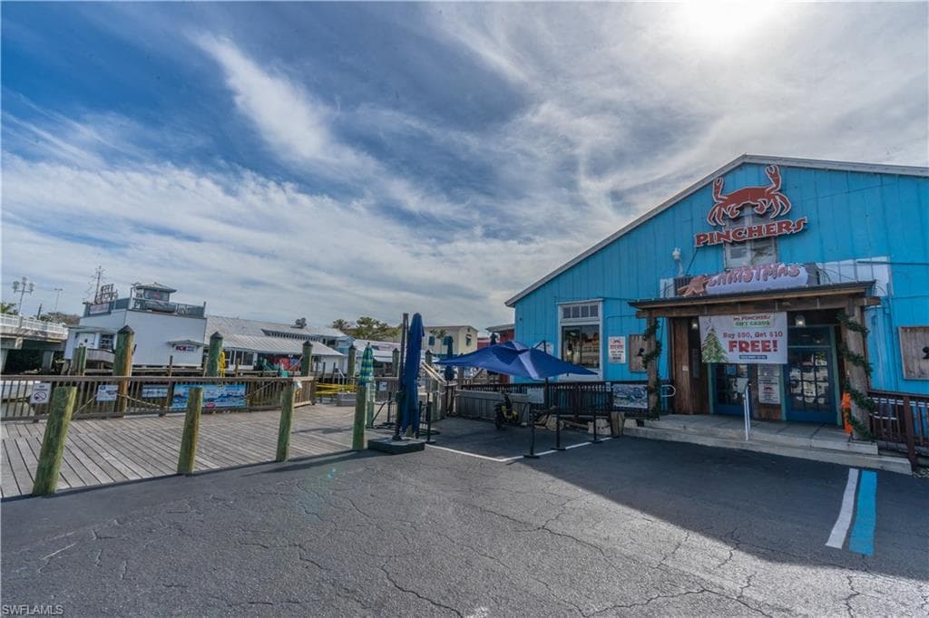 1360 5th AVE N, NAPLES FL 34102-42