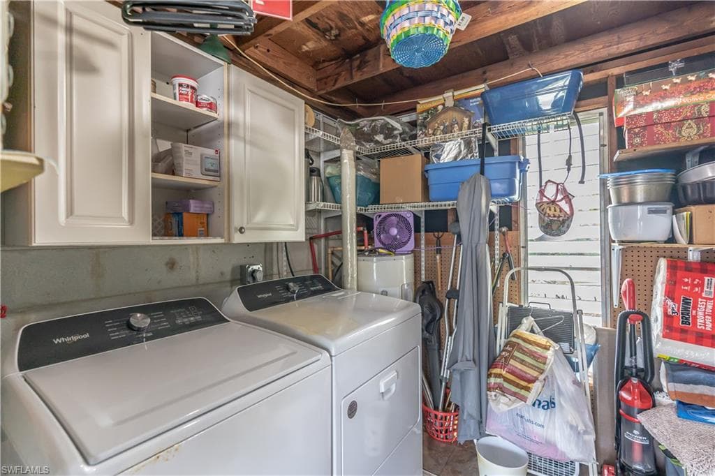 1360 5th AVE N, NAPLES FL 34102-19