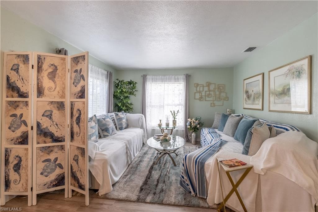 1360 5th AVE N, NAPLES FL 34102-3